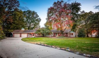 3 W Fairmount Dr, Alton, IL 62002