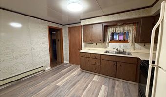 318 Penn Ave 2, Aliquippa, PA 15001