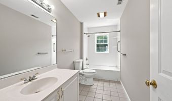 63 Meadow Brook Rd, Brookfield, CT 06804