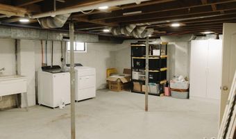 2281 Fairview, Adrian, MI 49221