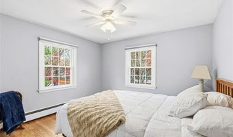 27 Christine Dr, Barrington, RI 02806