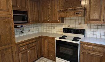 3626 E LEXINGTON Dr, Appleton, WI 54915