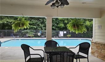 11143 Blackbird Ln, Alpharetta, GA 30022