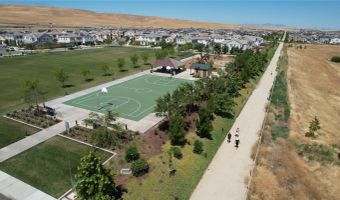 2889 Dapper St, Tracy, CA 95377