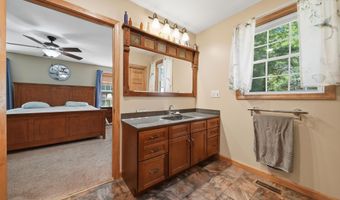 20 Hutchinson Hill Rd, Brookline, NH 03033