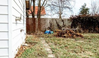 404 E 2nd St, Augusta, KY 41002