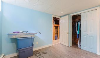 418 River Rd, Lincoln, RI 02865