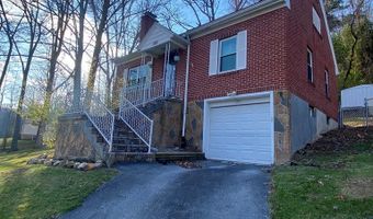 1213 East Dr, Bluefield, WV 24701
