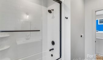 34 Fern St, Asheville, NC 28803