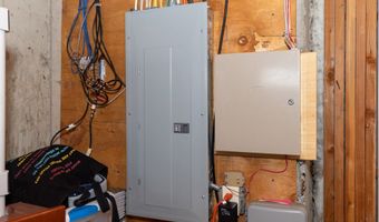 85 McVeagh Rd, Westbrook, CT 06498