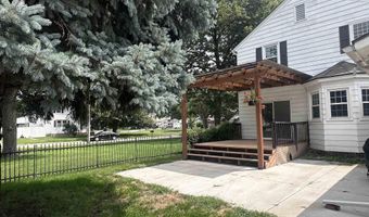 1207 8th St, Aurora, NE 68818