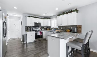 237 Broadmore Cir, Angola, IN 46703