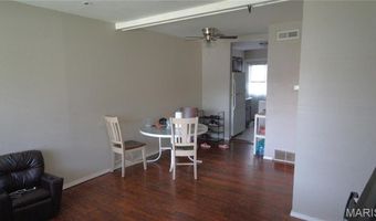 229 Solon Dr, Ballwin, MO 63021