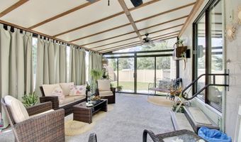 11 E Boesch Dr, Alexandria, KY 41001