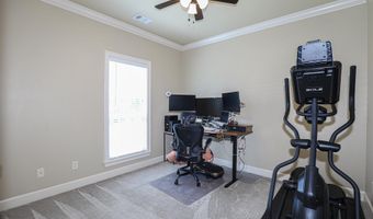4006 Edgewater Dr, Benton, AR 72109