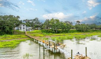 2102 Bay St, Beaufort, SC 29902