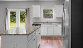 717 Butter Rd, Bonneau, SC 29431