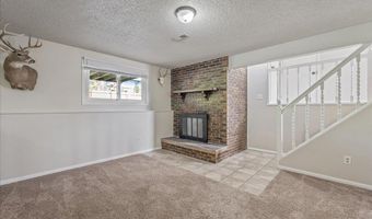 5214 HICKORY Pl, Cheyenne, WY 82009