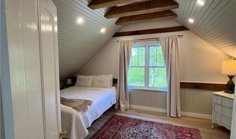 400 Paradise Ave, Middletown, RI 02842