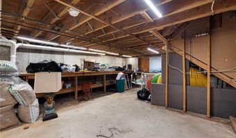 422 Shady Valley Rd, Coventry, RI 02816