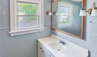 2041 13th St SW, Akron, OH 44314