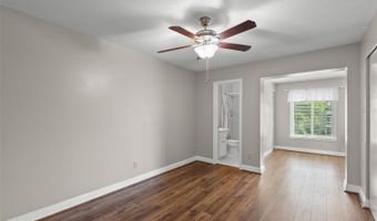 2043 DENMARK St 59, Clearwater, FL 33763