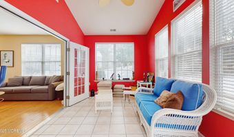 14 Edgewater Path, Barnegat, NJ 08005