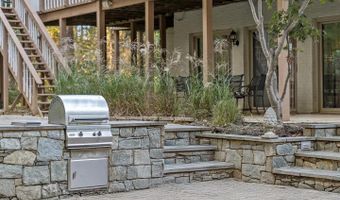 1 LAKE POTOMAC Ct, Potomac, MD 20854