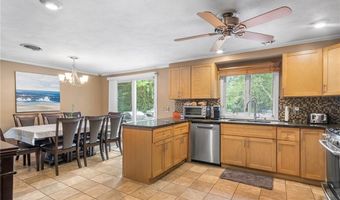 18 Magnolia Ln, Coventry, RI 02816