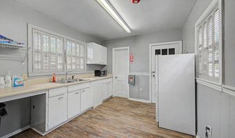 700 Slappey Blvd N, Albany, GA 31707