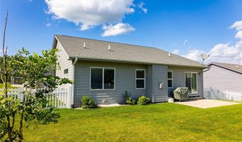 1105 Hunter Ct, Adel, IA 50003