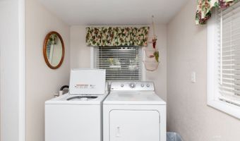 304 HAMILTON St, Carlin, NV 89822