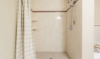10 Ellsworth Village Rd 10, Acton, MA 01720
