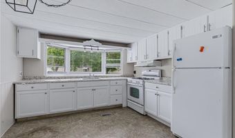 53 Park Ln, Coventry, RI 02816