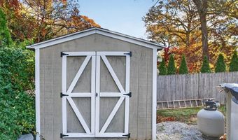 140 Promenade St, Barrington, RI 02806