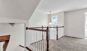 305 Broadstone Dr, Adams Twp., PA 16046