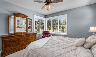 61525 Meeks Trl, Bend, OR 97702
