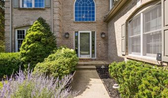 6300 Redington Ct SE, Ada, MI 49301