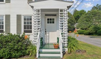 26 Grove St, Bath, ME 04530