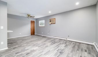 118 Coolidge Ave, Amityville, NY 11701