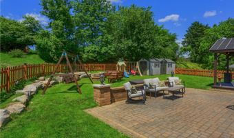 409 Shoreham Dr, Allison Park, PA 15101