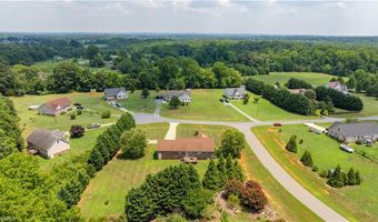 514 Honeysuckle Rdg, Asheboro, NC 27205