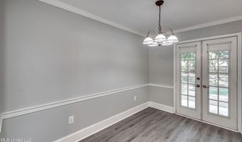 154 Chestnut Dr, Brandon, MS 39047