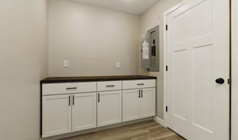 1724 28th St, Bedford, IN 47421