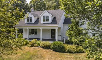 2 Sunnyfield Ln, Falmouth, ME 04105