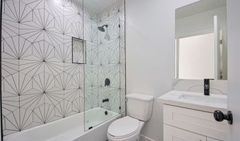 2404 S Cochran Ave, Los Angeles, CA 90016