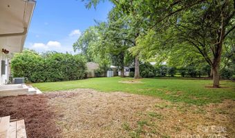 3207 Edsel Pl, Charlotte, NC 28205