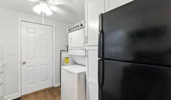 35 James St, Angier, NC 27501