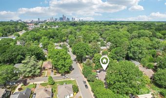 1701 Dearmon Dr, Charlotte, NC 28205