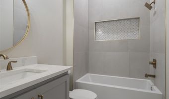 7901 Stagecoach Cir, Arcadia, OK 73007